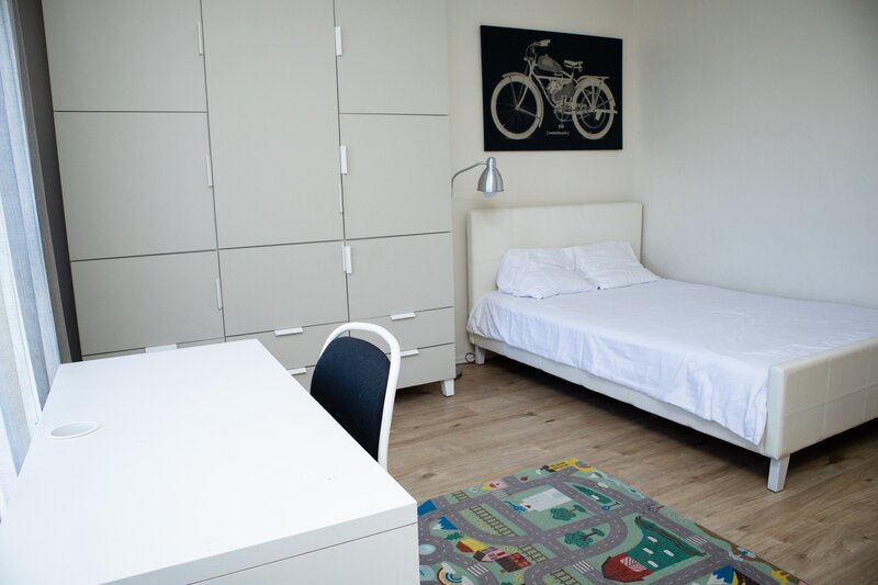 Barbu Vacarescu, apartament 3 camere, parcare subterana, TVA inclus.